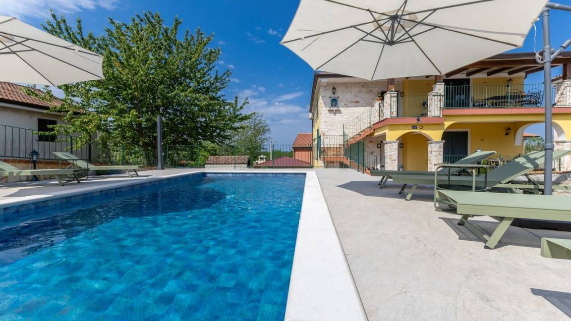 93 M² Apartment ∙ 3 Bedrooms ∙ 4 Guests - Umag