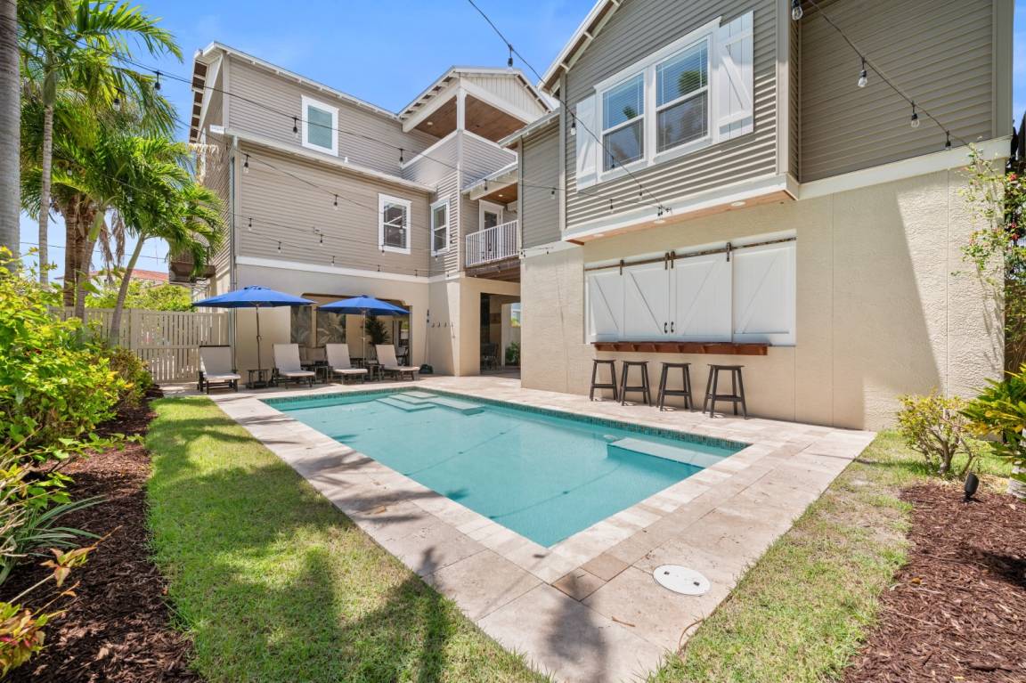 267 M² House ∙ 4 Bedrooms ∙ 8 Guests - Holmes Beach, FL