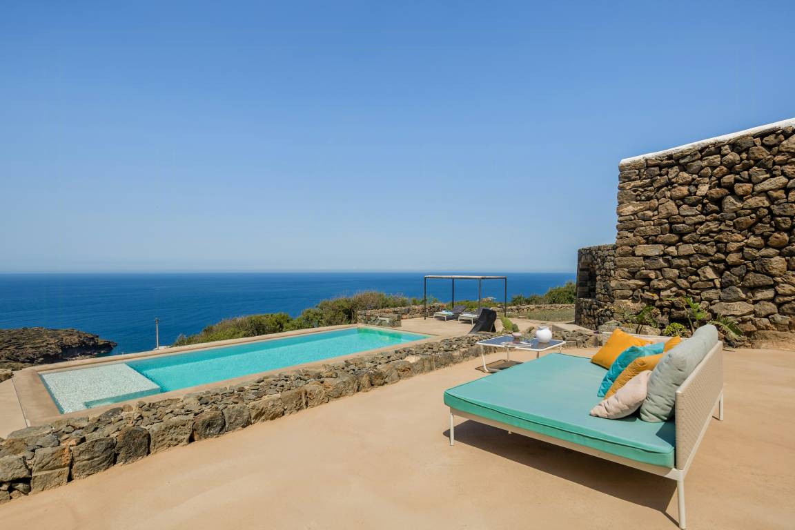 220 M² House ∙ 3 Bedrooms ∙ 10 Guests - Pantelleria