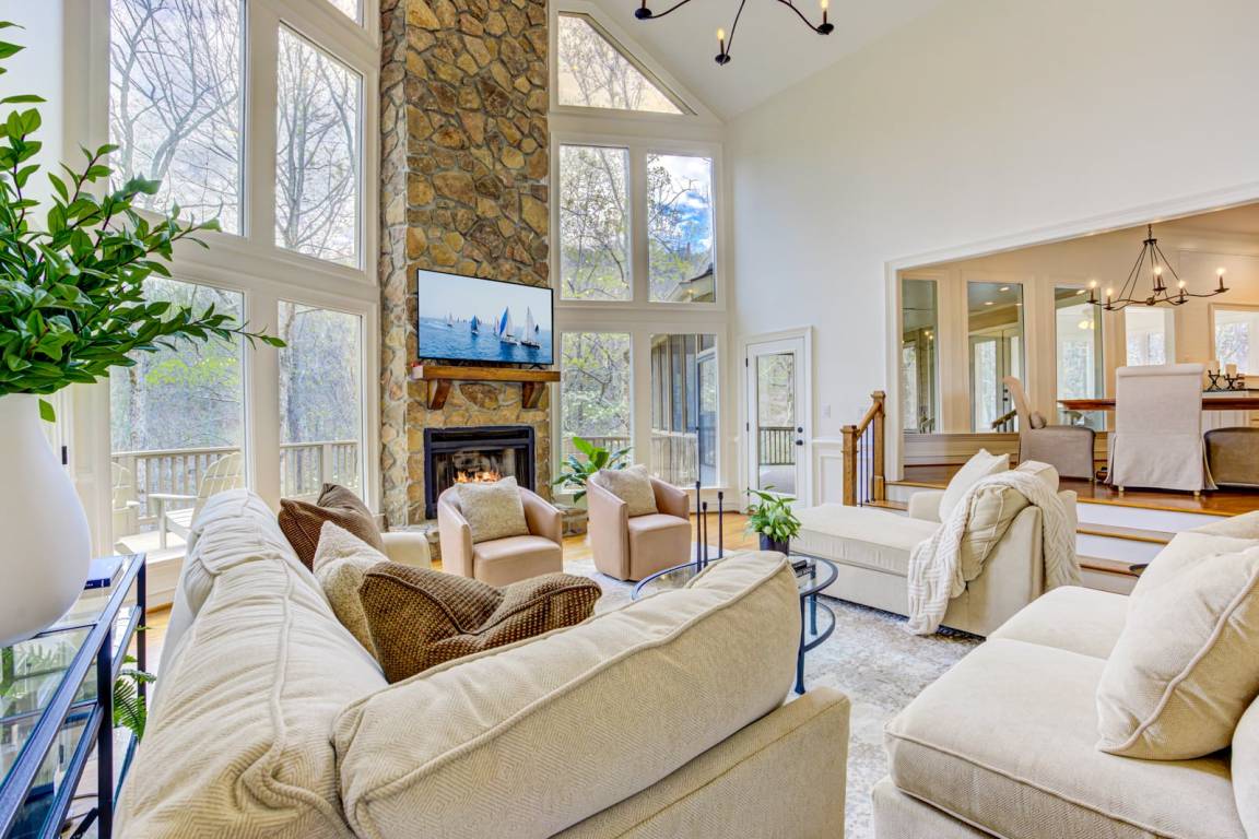 409 M² House ∙ 5 Bedrooms ∙ 14 Guests - Jasper, GA