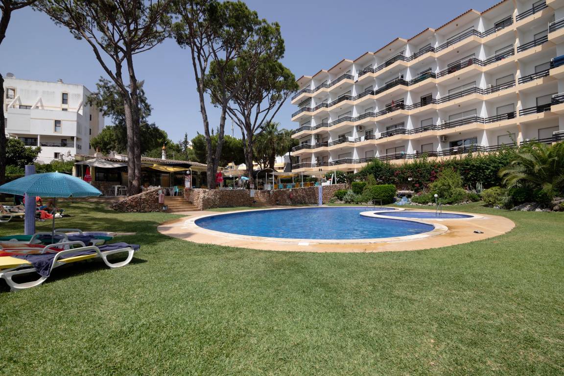 74 M² Appartement ∙ 2 Chambres ∙ 5 Personnes - Quarteira