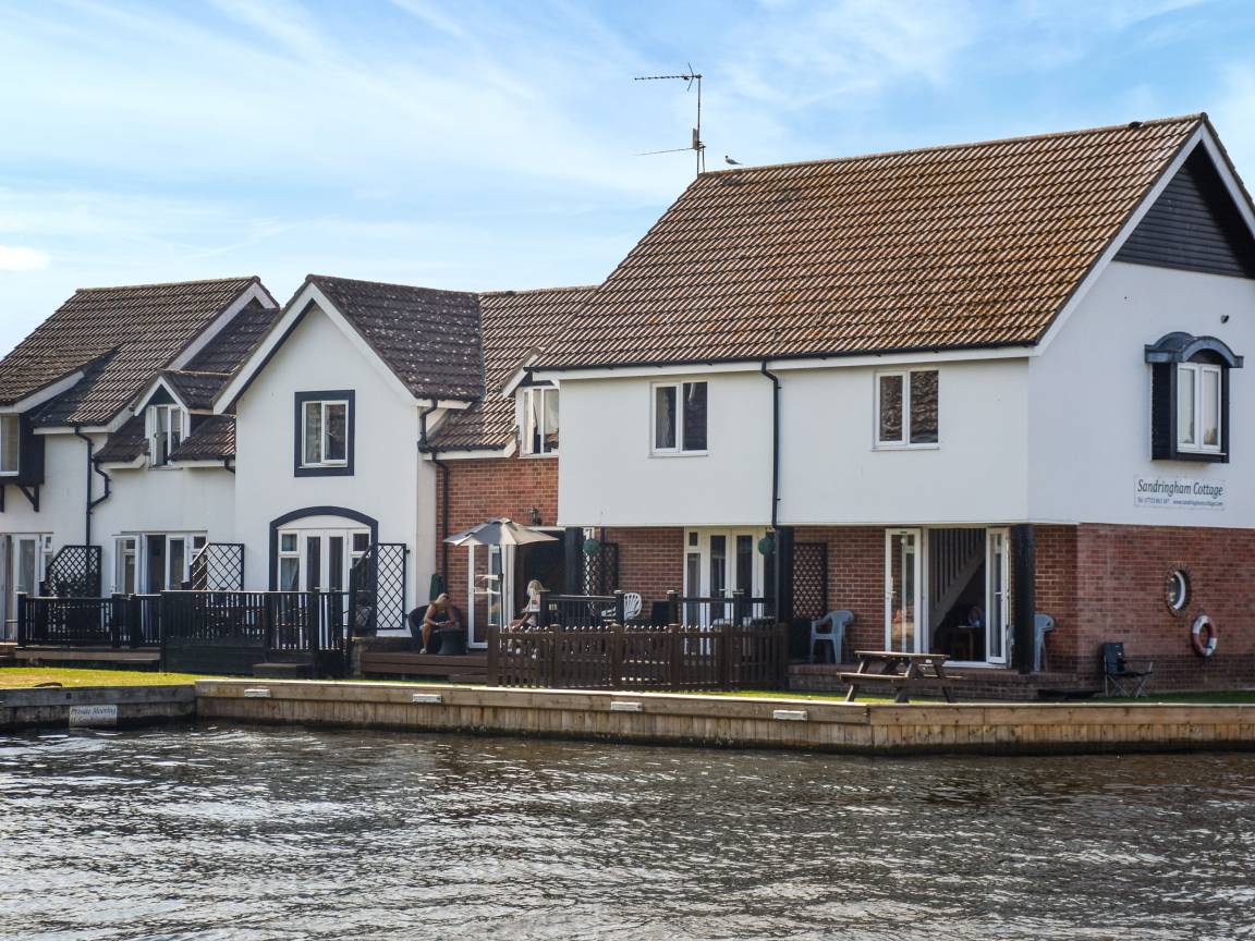 Cottage ∙ 2 Bedrooms ∙ 4 Guests - Norwich