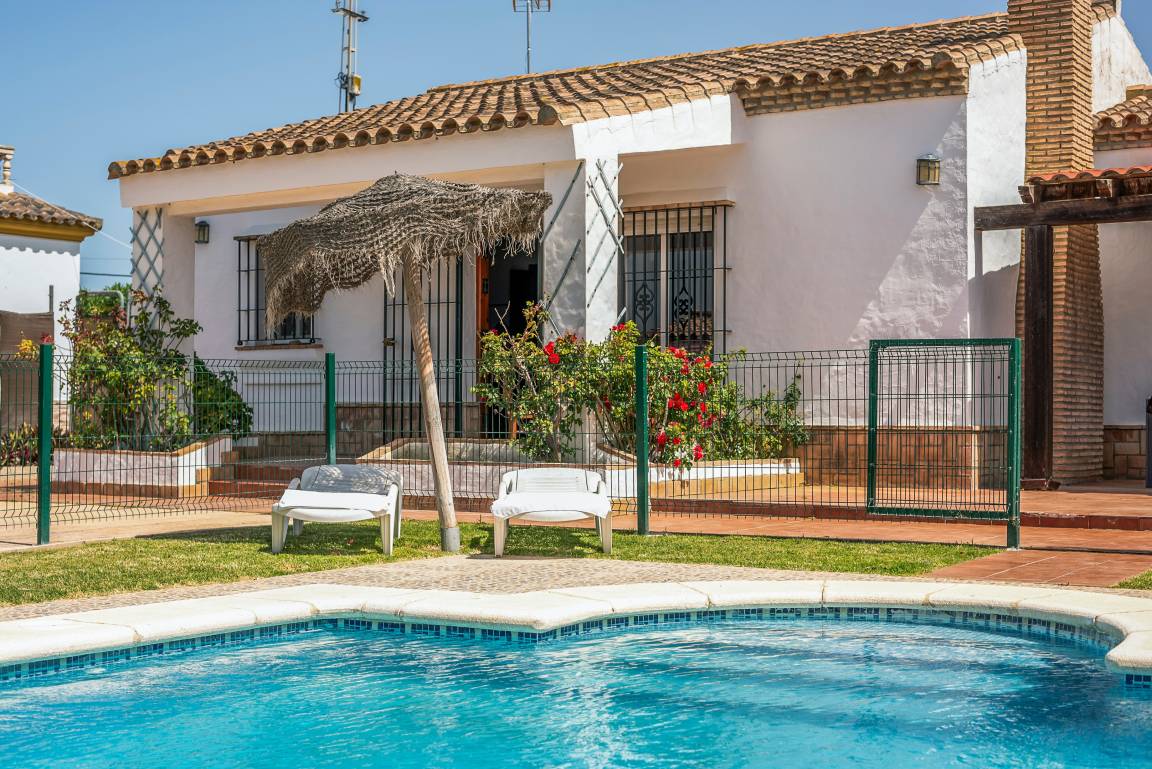 90 M² Casa ∙ 3 Habitaciones ∙ 6 Huéspedes - Conil de la Frontera