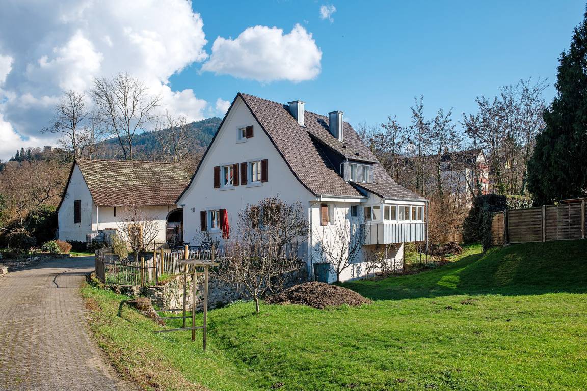 70 M² Ferienwohnung ∙ 2 Schlafzimmer ∙ 4 Gäste - Neuenburg am Rhein