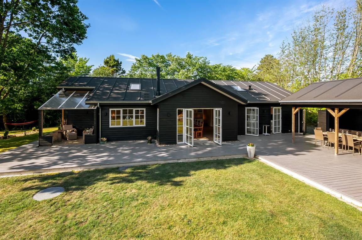 149 m&sup2; Ferienhaus 5 Schlafzimmer 12 G&auml;ste