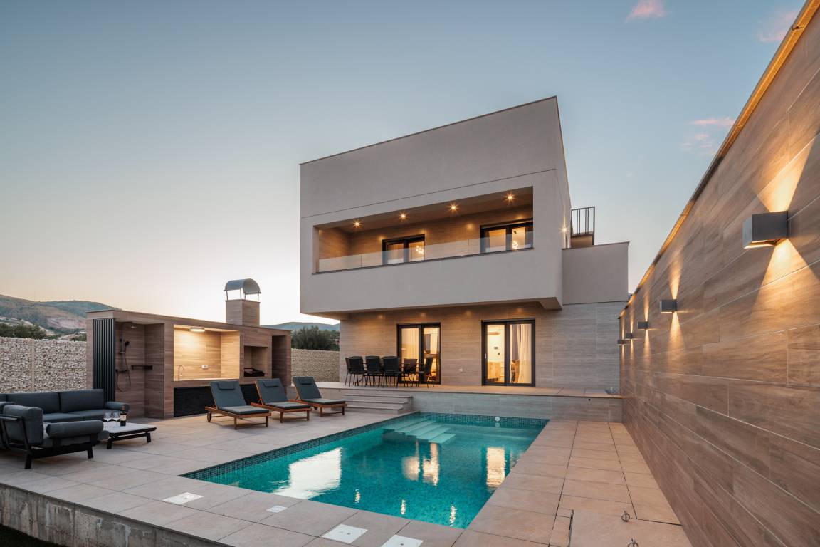 Villa ∙ 4 Slaapkamers ∙ 8 Gasten - Trogir