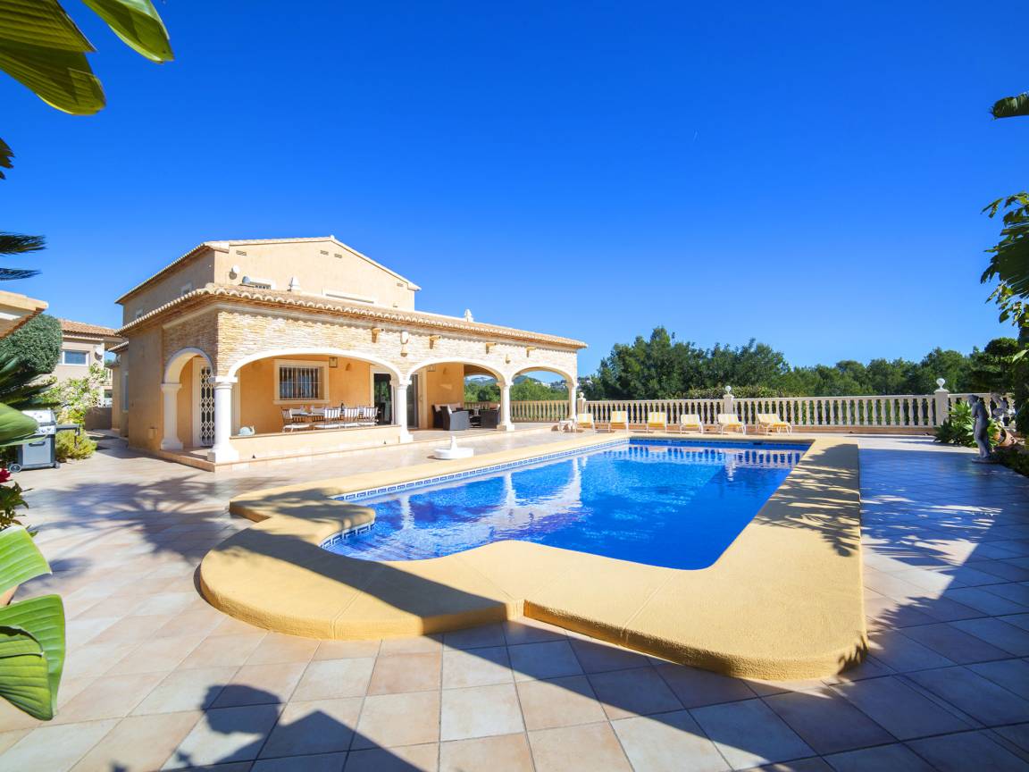 226 M² House ∙ 3 Bedrooms ∙ 6 Guests - Calp