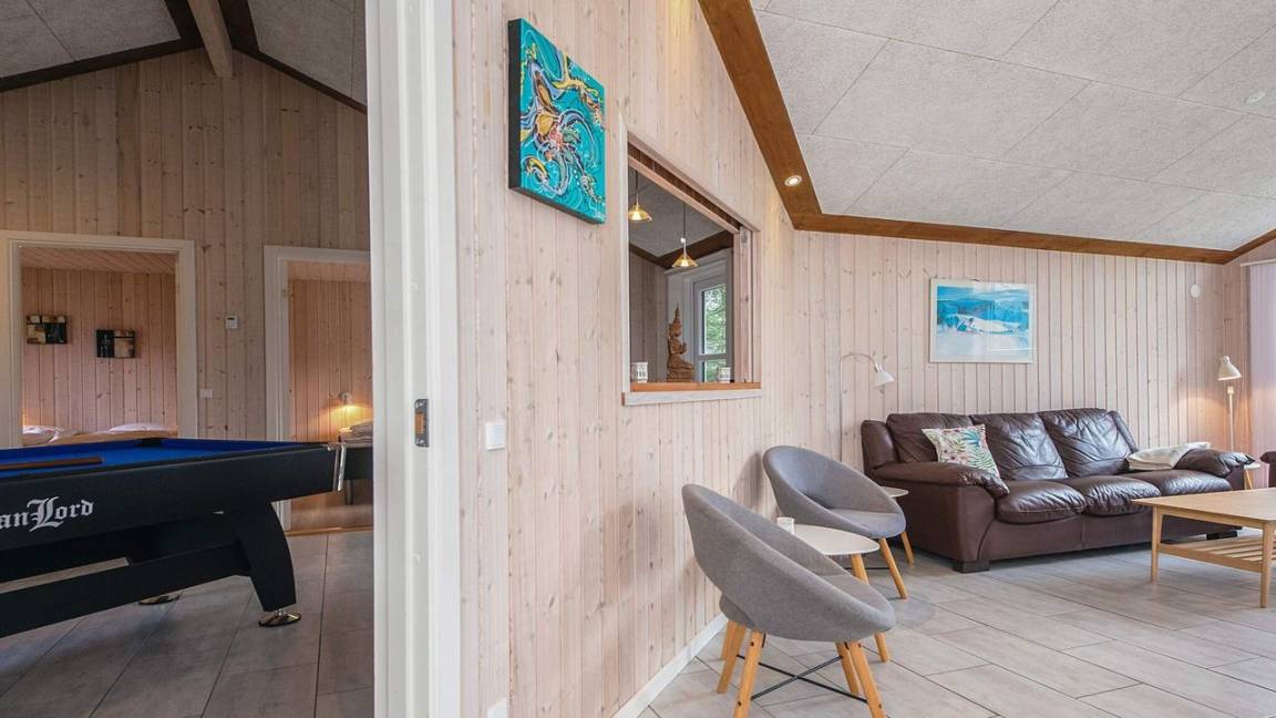 156 M² Ferienhaus ∙ 4 Schlafzimmer ∙ 8 Gäste - Oksböl