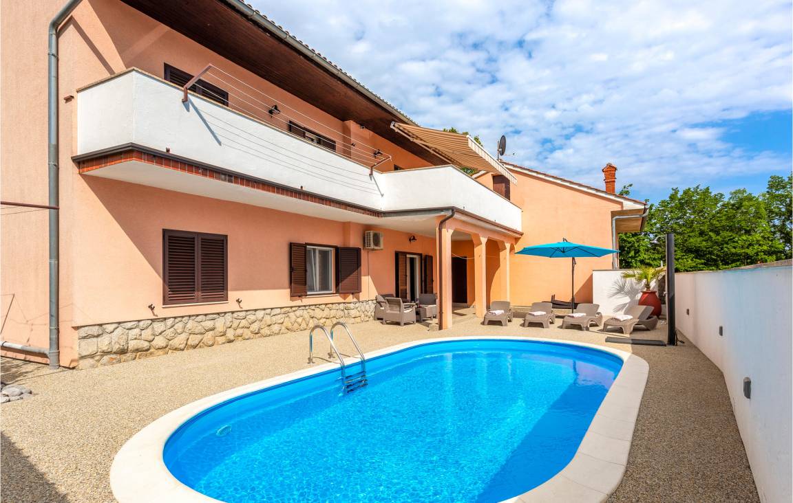 94 M² Apartment ∙ 2 Bedrooms ∙ 6 Guests - Opatija