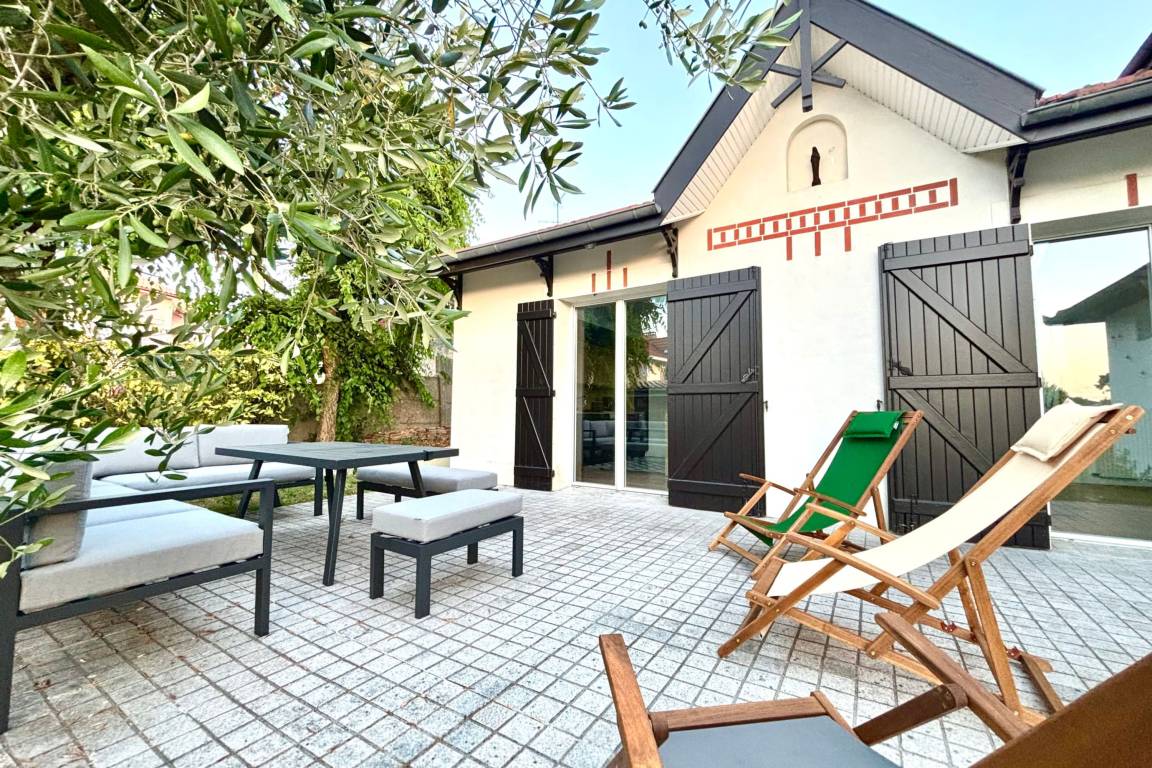 140 M² Appartement ∙ 3 Chambres ∙ 8 Personnes - La Teste-de-Buch