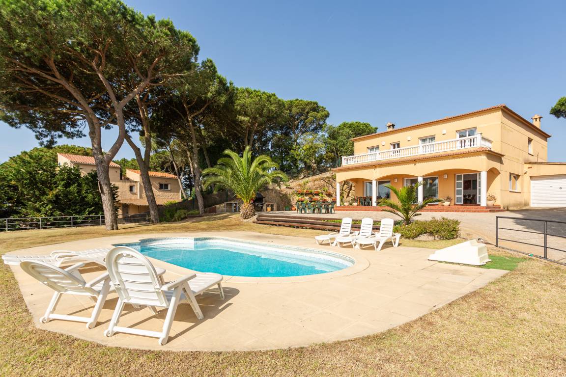 360 M² Maison De Vacances ∙ 9 Chambres ∙ 17 Personnes - Lloret de Mar