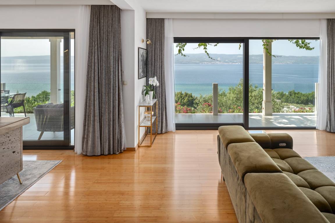 350 M² Villa ∙ 5 Habitaciones ∙ 10 Huéspedes - Omiš