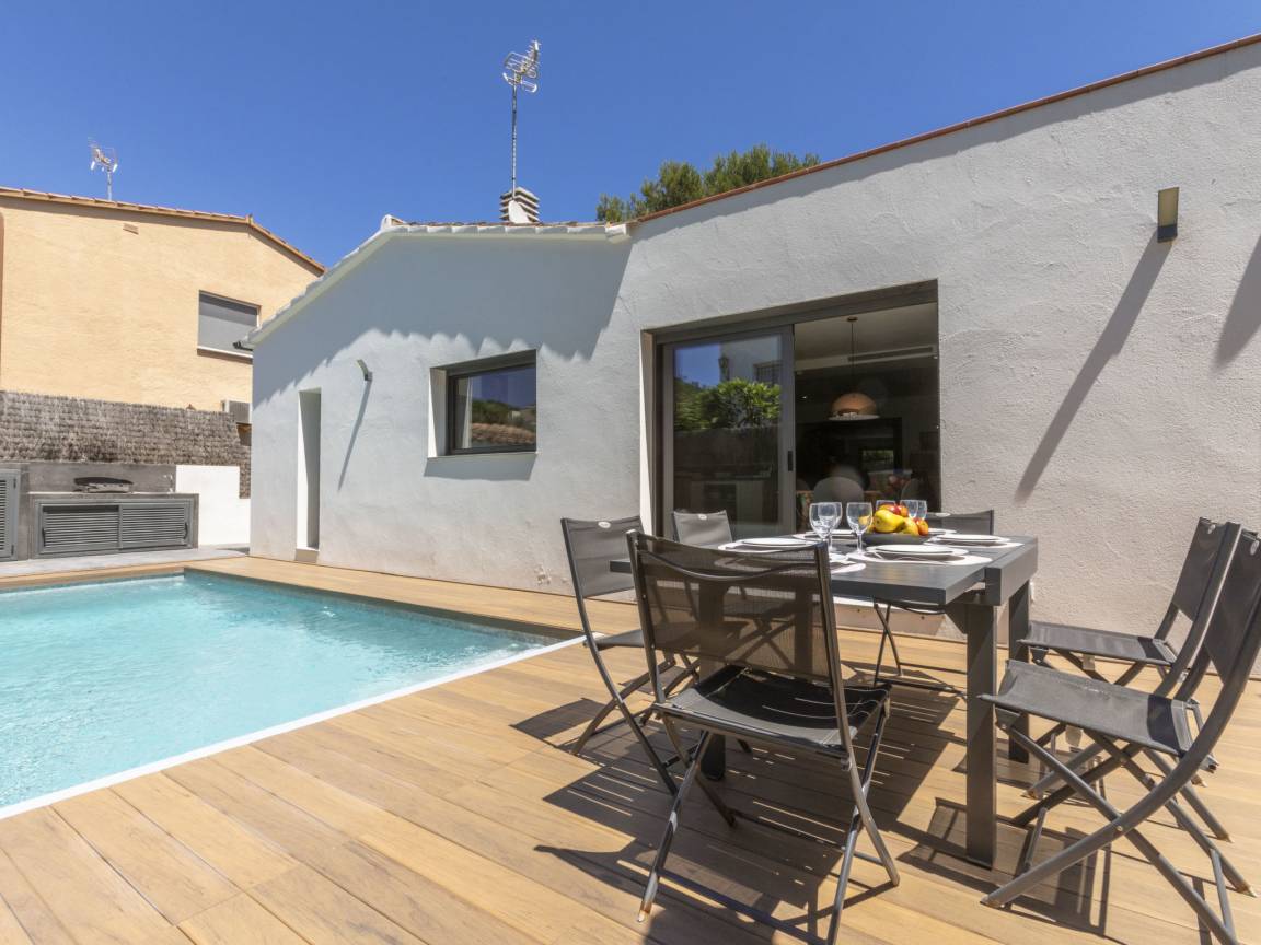 120 M² Ferienhaus ∙ 3 Schlafzimmer ∙ 6 Gäste - Palamós
