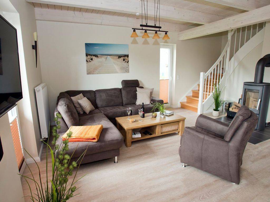 101 M² Ferienhaus ∙ 3 Schlafzimmer ∙ 5 Gäste - Bordelum