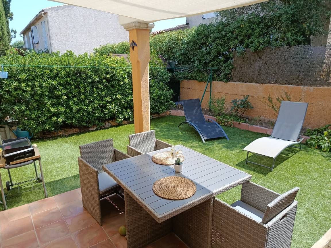 70 M² Huis ∙ 2 Slaapkamers ∙ 6 Gasten - Cogolin