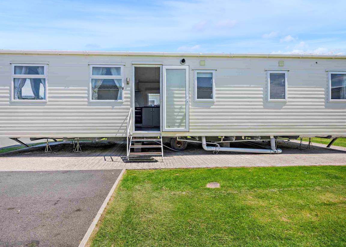 Caravan ∙ 3 Bedrooms ∙ 8 Guests - Windermere
