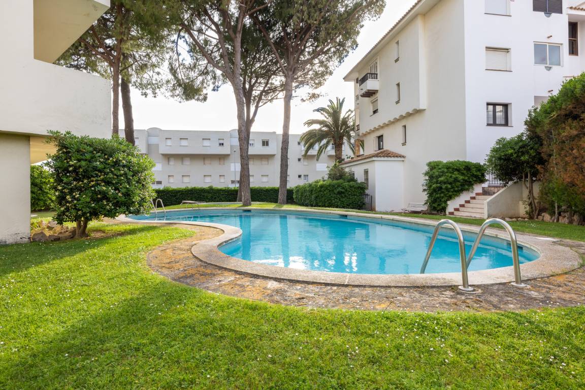 60 M² Apartamento ∙ 2 Habitaciones ∙ 4 Huéspedes - La Escala
