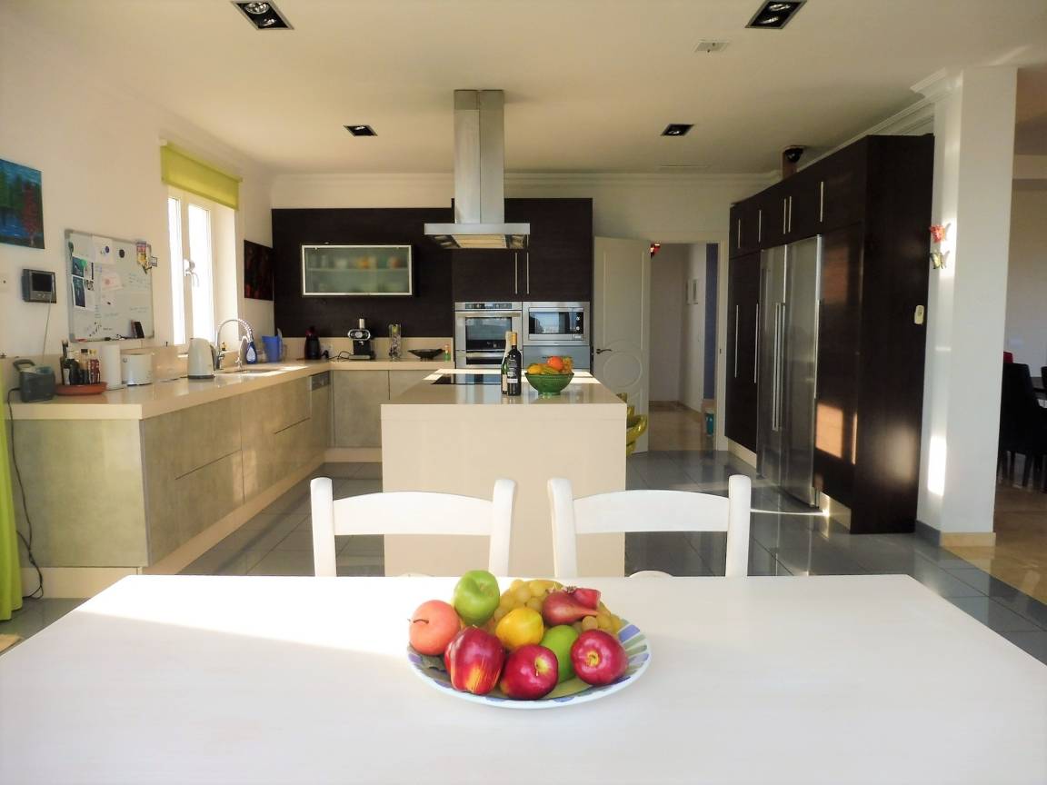 370 m² Ferienhaus ∙ 4 Schlafzimmer ∙ 9 Gäste – Bild 12