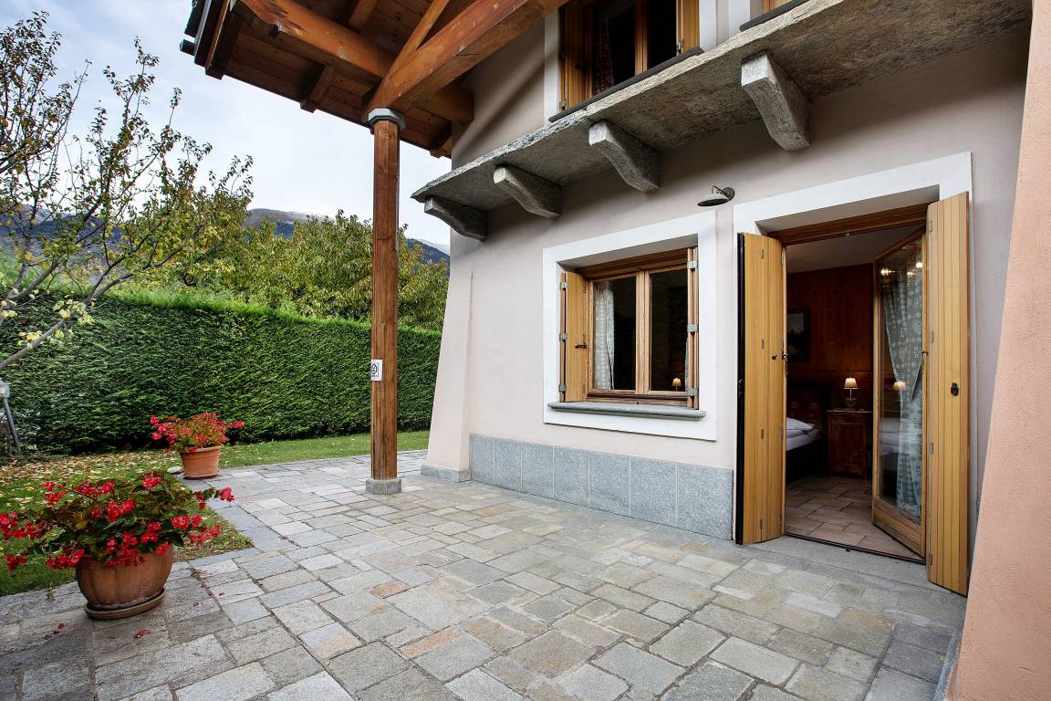 70 M² Apartamento ∙ 2 Habitaciones ∙ 6 Huéspedes - Aosta