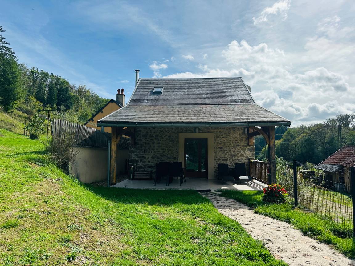 55 M² Cottage ∙ 2 Bedrooms ∙ 4 Guests - Loire