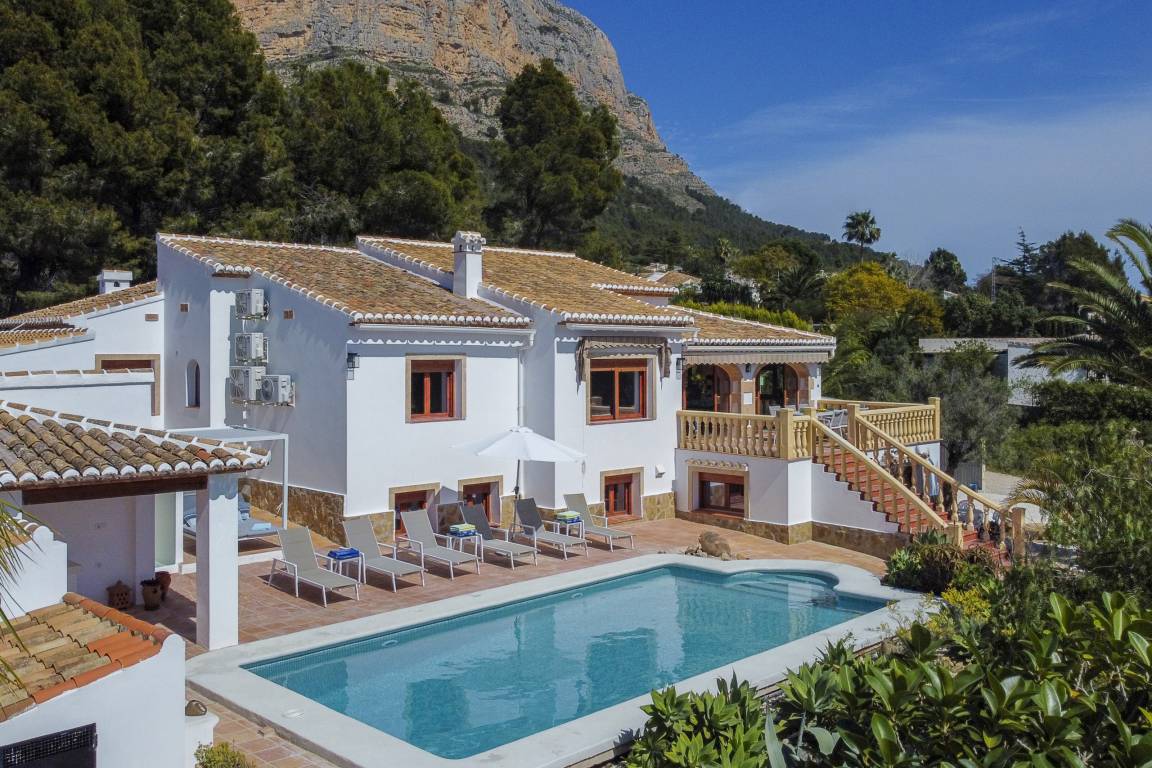 309 M² Villa ∙ 6 Bedrooms ∙ 12 Guests - Xàbia