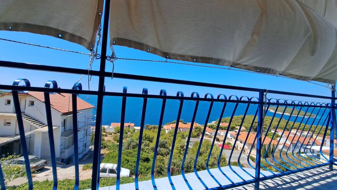 77 M² Apartamento ∙ 3 Habitaciones ∙ 5 Huéspedes - Primošten