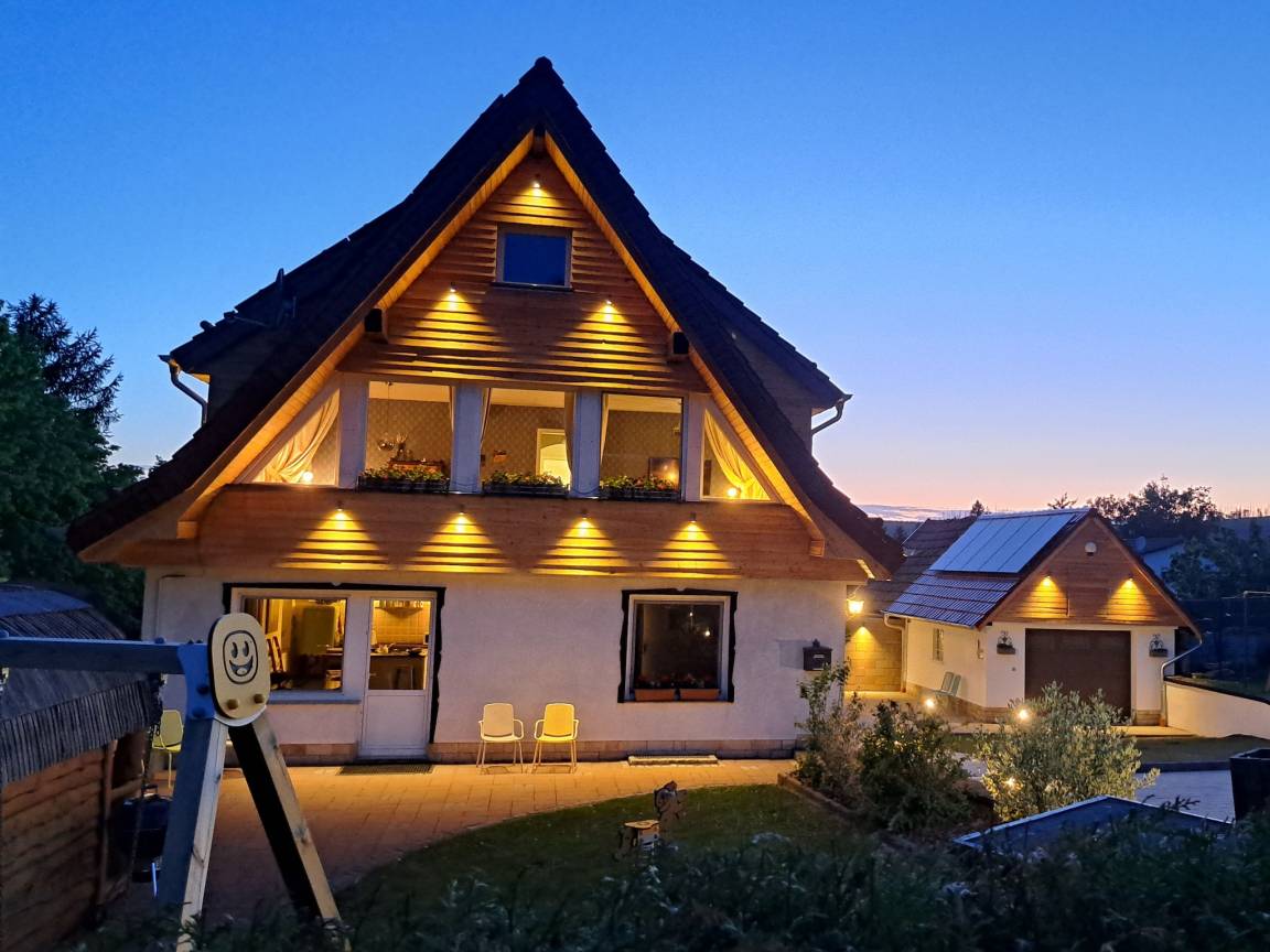 180 M² Ferienhaus ∙ 6 Schlafzimmer ∙ 12 Gäste - Braunlage