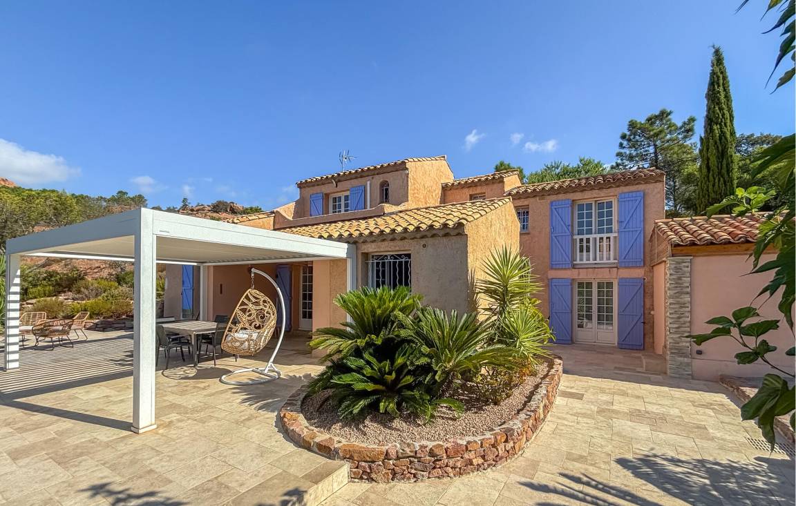 110 M² Ferienhaus ∙ 4 Schlafzimmer ∙ 8 Gäste - Théoule-sur-Mer