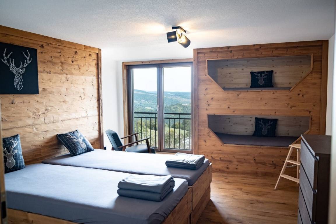 200 m² Ferienhaus ∙ 5 Schlafzimmer ∙ 10 Gäste – Bild 2