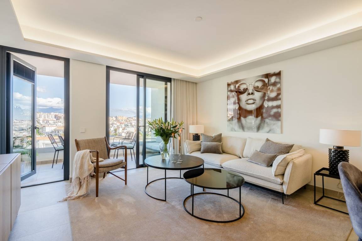 98 M² Appartement ∙ 2 Chambres ∙ 4 Personnes - Estepona