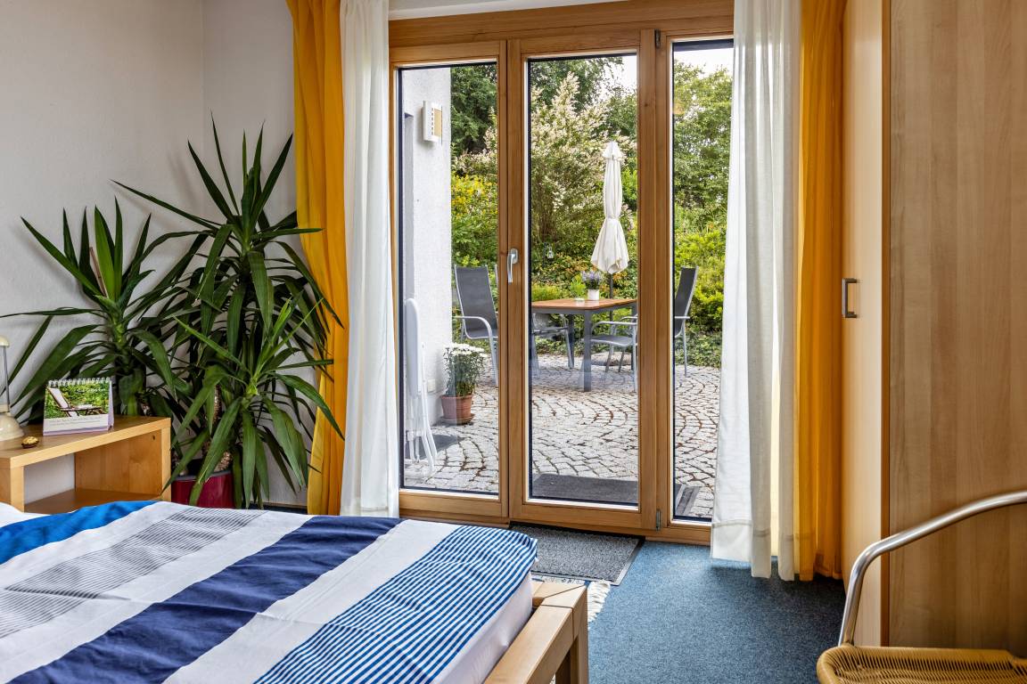 65 M² Ferienwohnung ∙ 1 Schlafzimmer ∙ 4 Gäste - Spaichingen