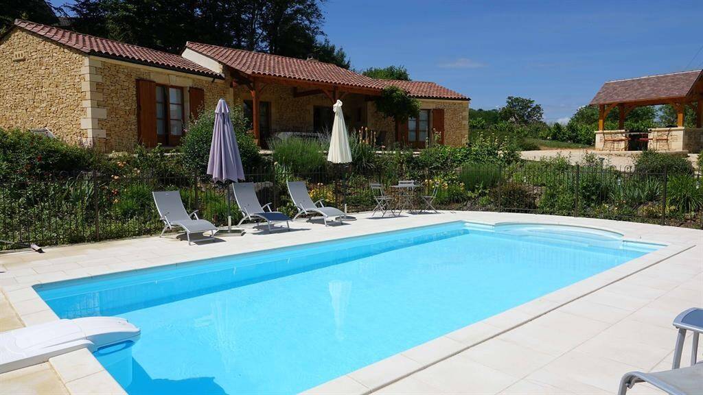 120 M² Villa ∙ 3 Chambres ∙ 8 Personnes - Domme