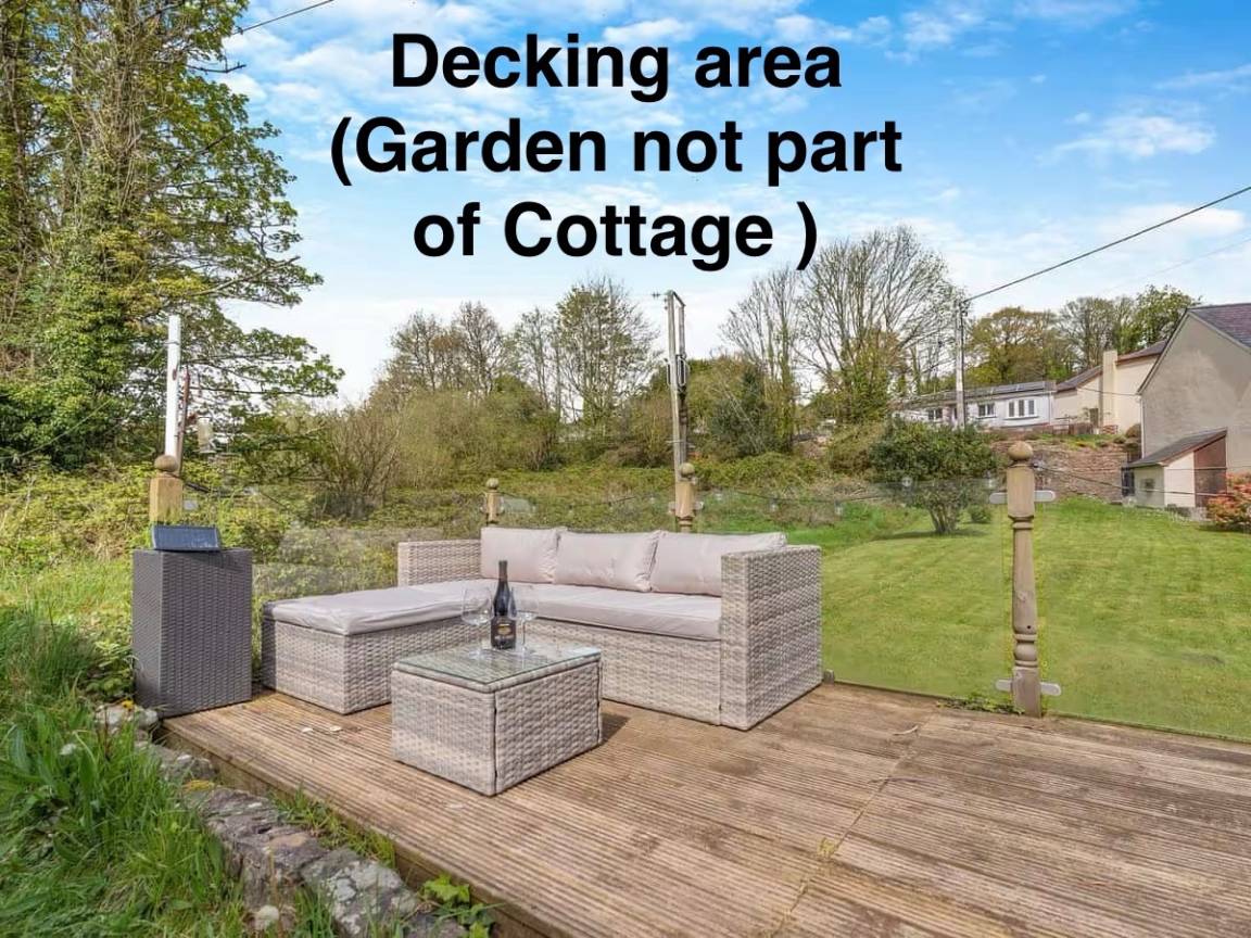 95 M² House ∙ 2 Bedrooms ∙ 4 Guests - Llansteffan