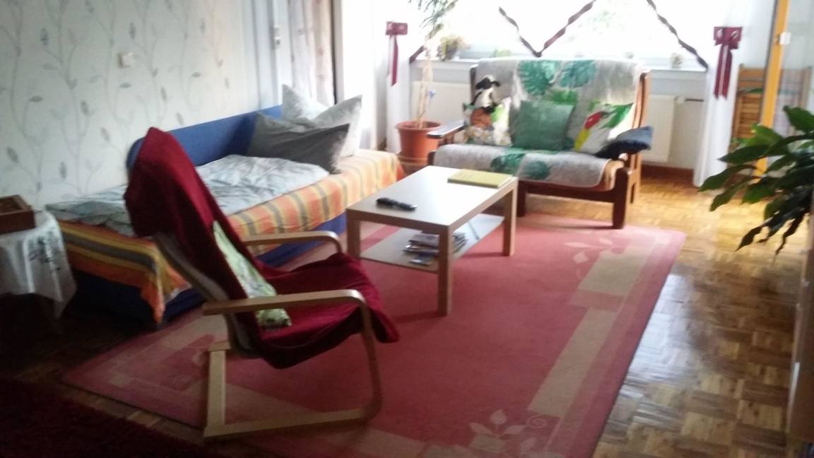80 m² Ferienwohnung ∙ 1 Schlafzimmer ∙ 4 Gäste – Bild 9