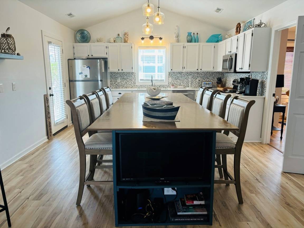 130 M² Cottage ∙ 3 Bedrooms ∙ 9 Guests - Holden Beach, NC