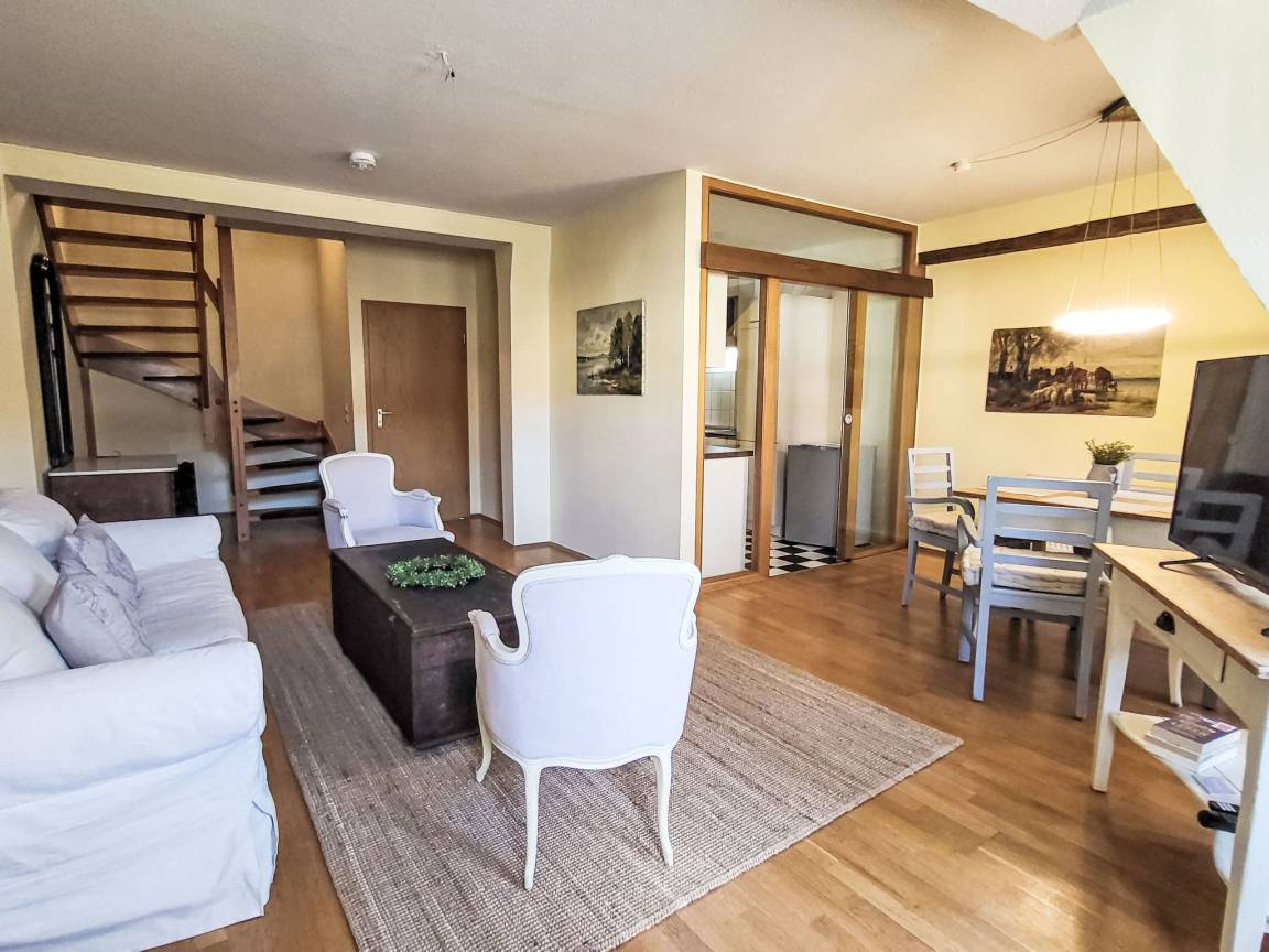 80 M² Huoneisto ∙ 2 Makuuhuonetta ∙ 2 Vierasta - Altenburg