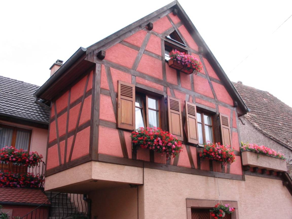150 M² Appartement ∙ 4 Chambres ∙ 6 Personnes - Rouffach