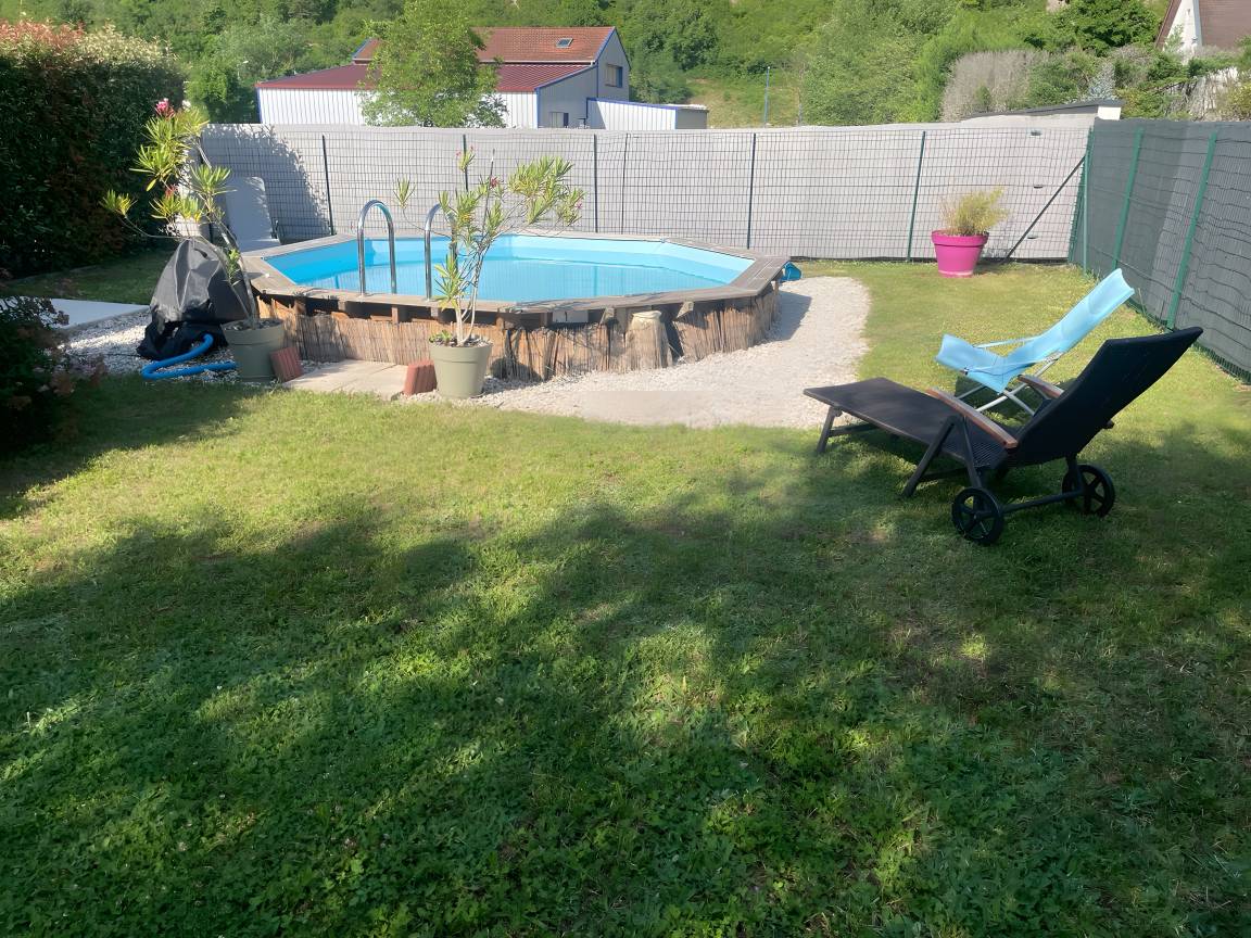 100 M² Maison De Vacances ∙ 3 Chambres ∙ 6 Personnes - Ain