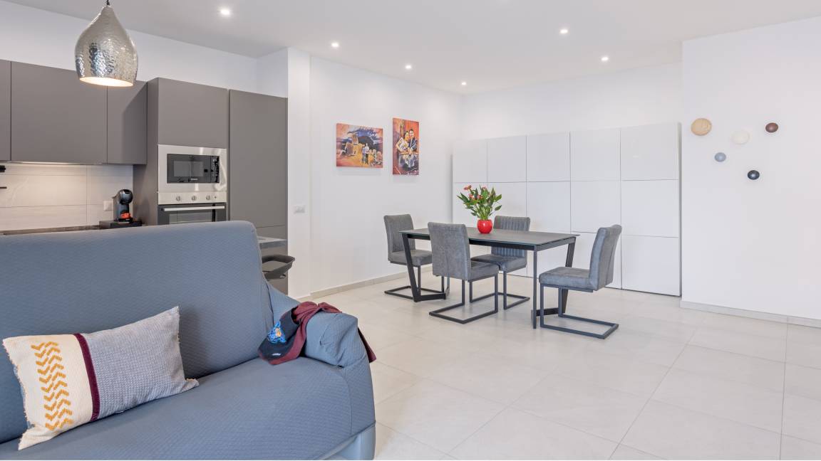 95 M² Apartment ∙ 2 Bedrooms ∙ 4 Guests - Tortolì