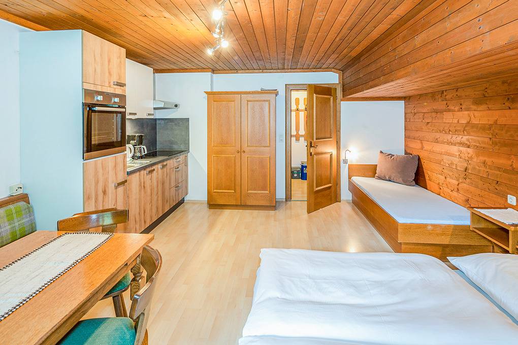 50 m² Ferienwohnung ∙ 1 Schlafzimmer ∙ 6 Gäste – Bild 3