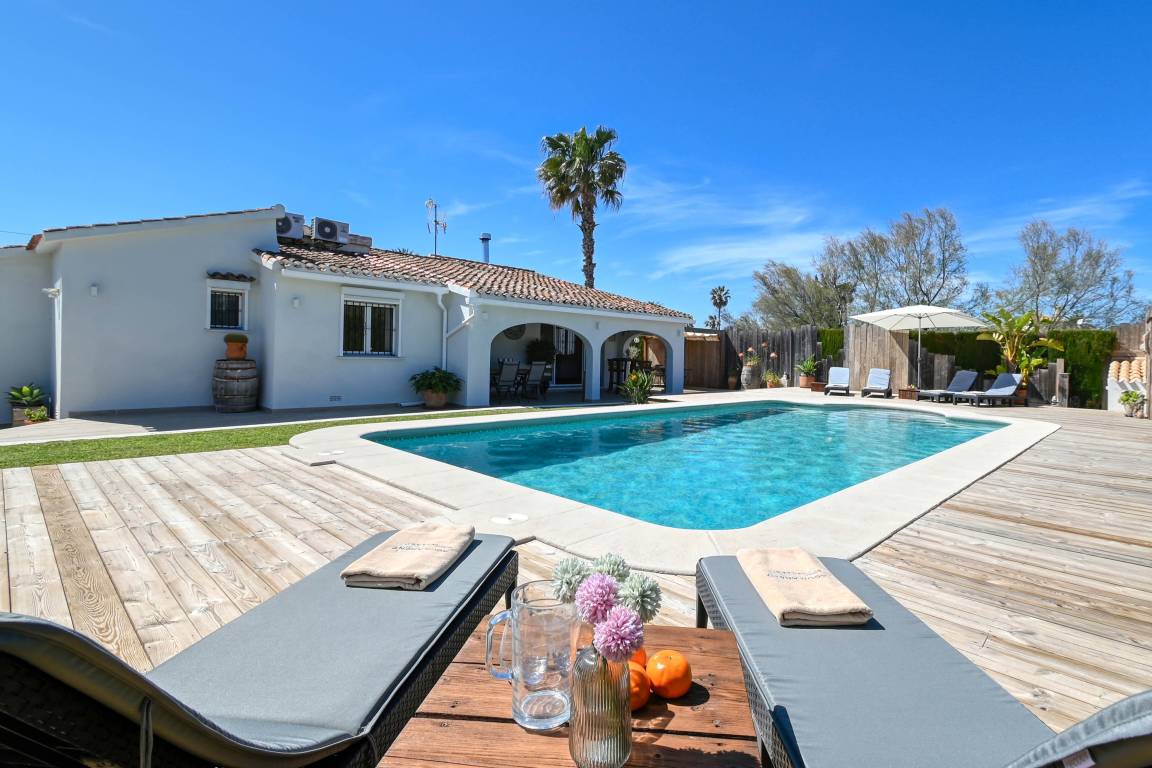 150 M² Casa ∙ 3 Habitaciones ∙ 6 Huéspedes - Denia