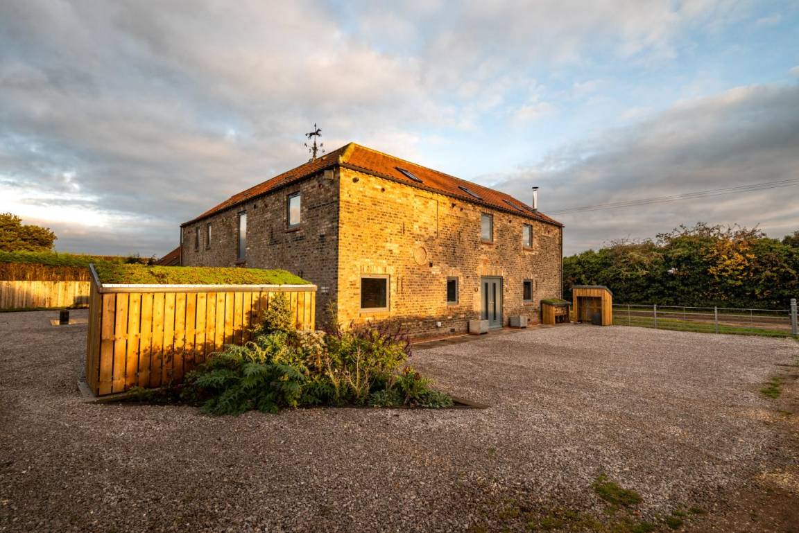 Cottage ∙ 7 Bedrooms ∙ 14 Guests - Yorkshire