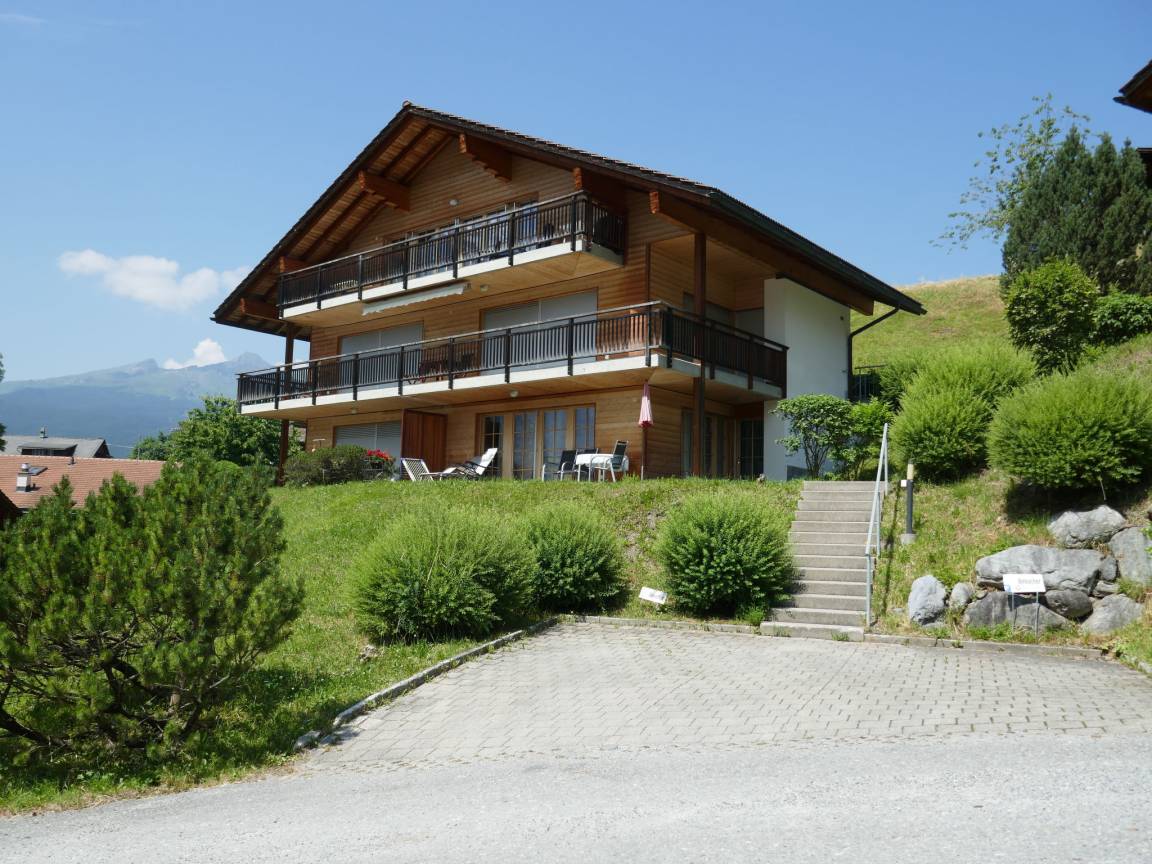 83 M² Ferienwohnung ∙ 2 Schlafzimmer ∙ 4 Gäste - Grindelwald