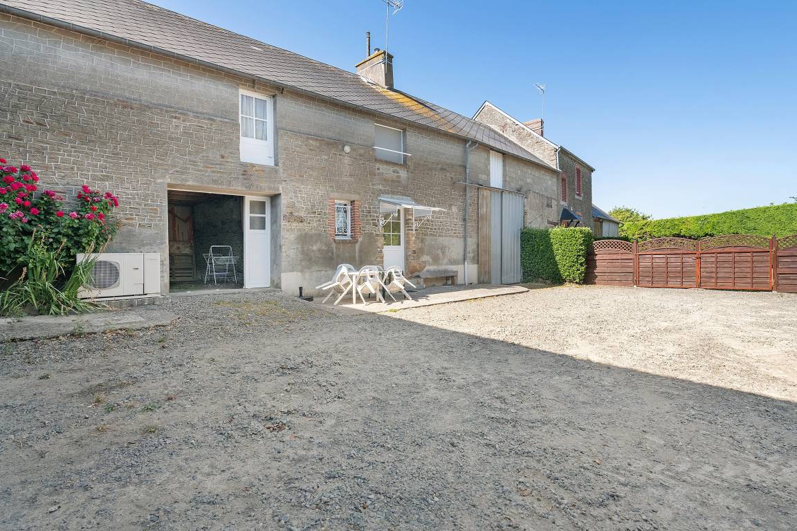 85 M² Maison De Vacances ∙ 2 Chambres ∙ 5 Personnes - Genêts