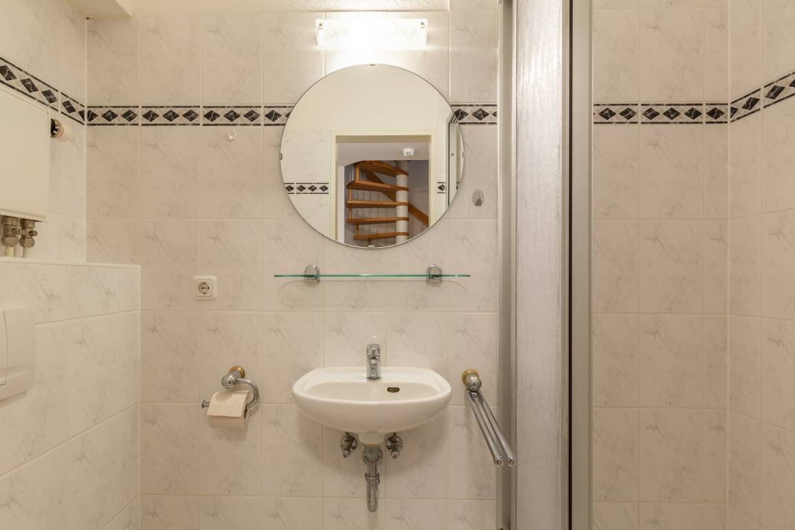 95 m² Ferienwohnung ∙ 2 Schlafzimmer ∙ 4 Gäste – Bild 14