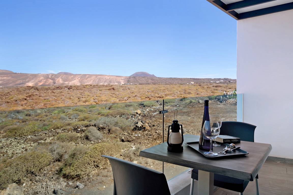 50 M² Ferienwohnung ∙ 1 Schlafzimmer ∙ 2 Gäste - La Graciosa