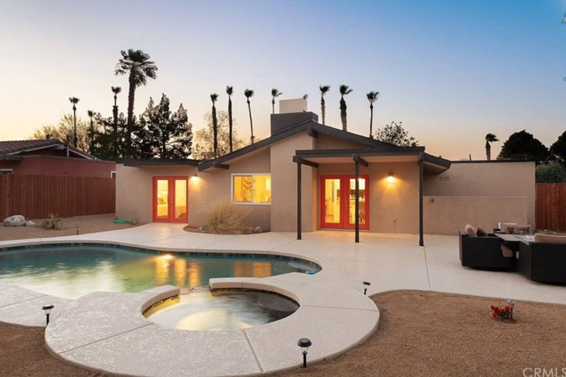 117 M² House ∙ 3 Bedrooms ∙ 6 Guests - Palm Springs, CA