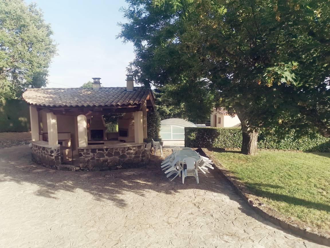 100 M² Villa ∙ 4 Slaapkamers ∙ 8 Gasten - Ardèche