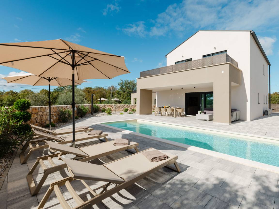 130 M² Maison De Vacances ∙ 4 Chambres ∙ 8 Personnes - Krk