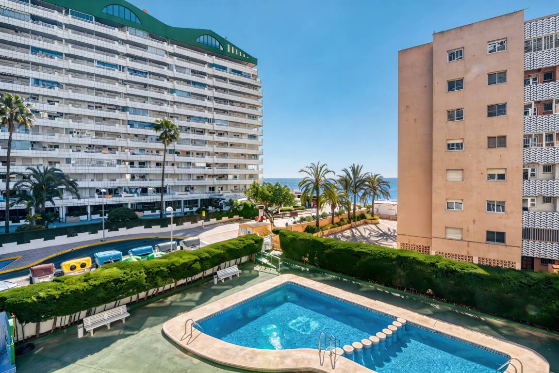 60 M² Apartamento ∙ 2 Habitaciones ∙ 4 Huéspedes - Calpe